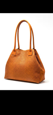Väska i ormskinnspräglat skinn- LOLA Orange