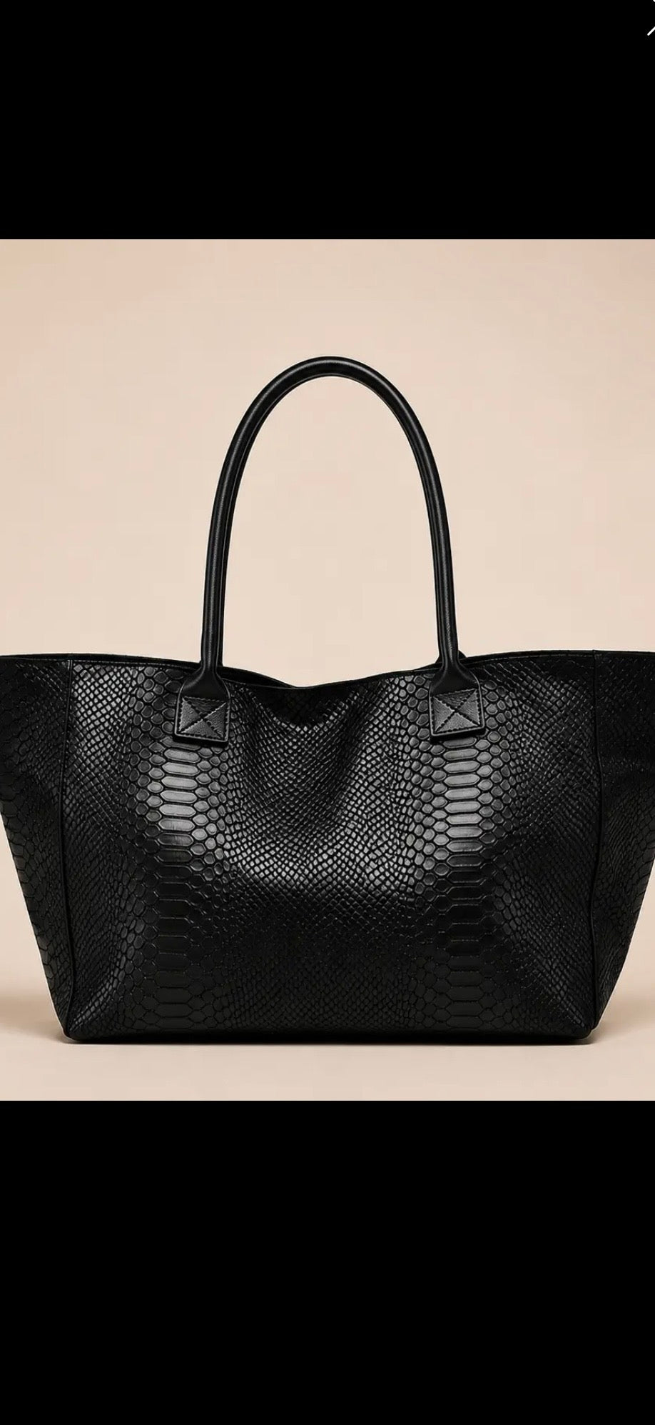 Väska i ormskinnspräglat skinn- LOLA Svart