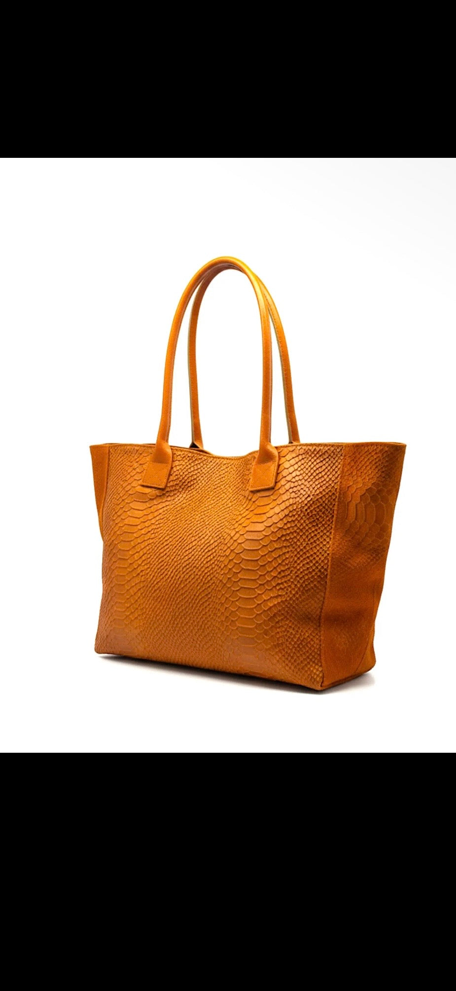 Väska i ormskinnspräglat skinn- LOLA Orange
