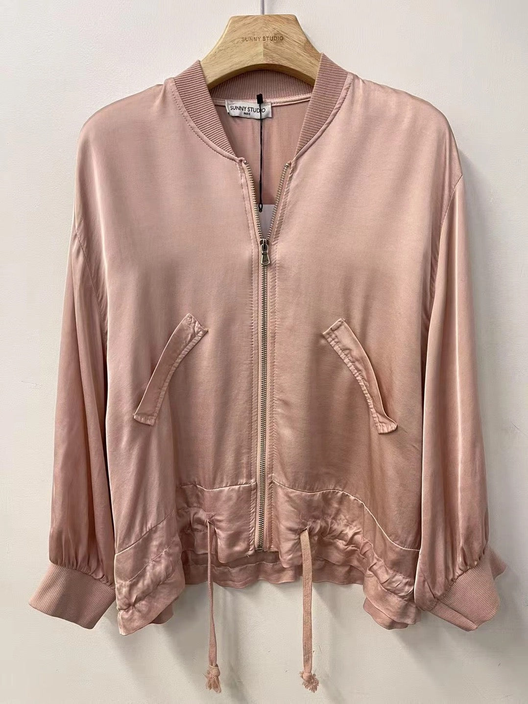 Silkes Bomberjacka - Mira Ljusrosa