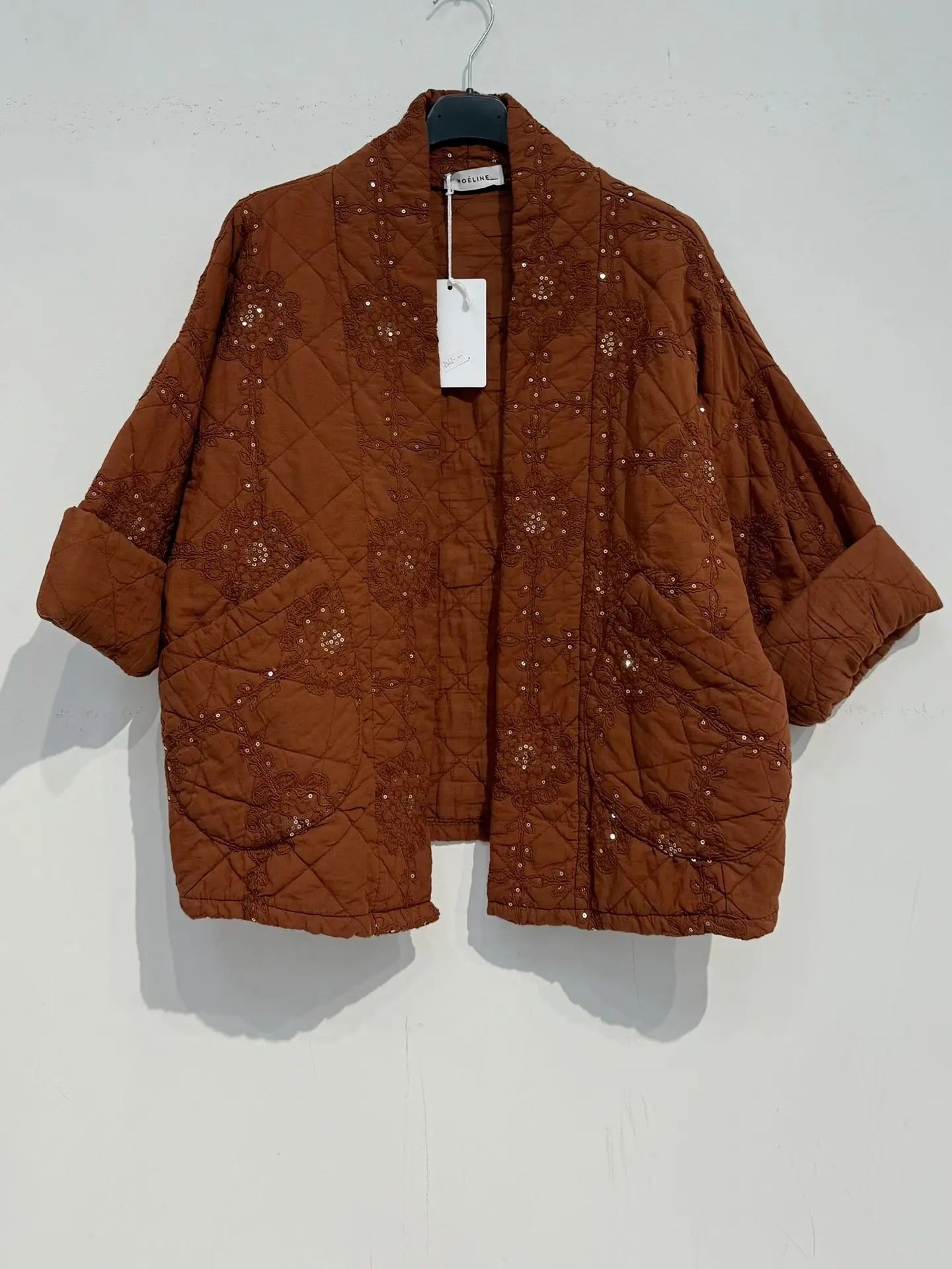 Quiltad jacka med paljetter- Jean Rost
