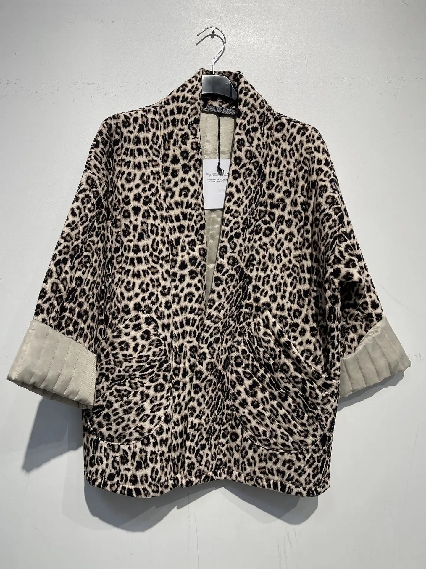 Quiltad Leopard Jacka- Gina