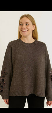 Tjock stickad tröja- Bella Brun