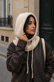 Stickad Balaclava/ Huva med knyt- Harriet Ljusbeige