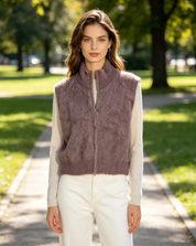 Väst i 80% Kid Mohair med dragkedja- Kitty Mullvad ( Lev 9/10)