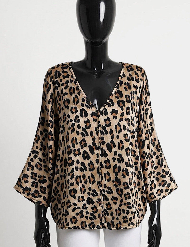 blouse-matty-imprime-en-viscose-satinee-effet-soie-fluide-et-romantiqu_noir_6a5783ec44d13.jpg