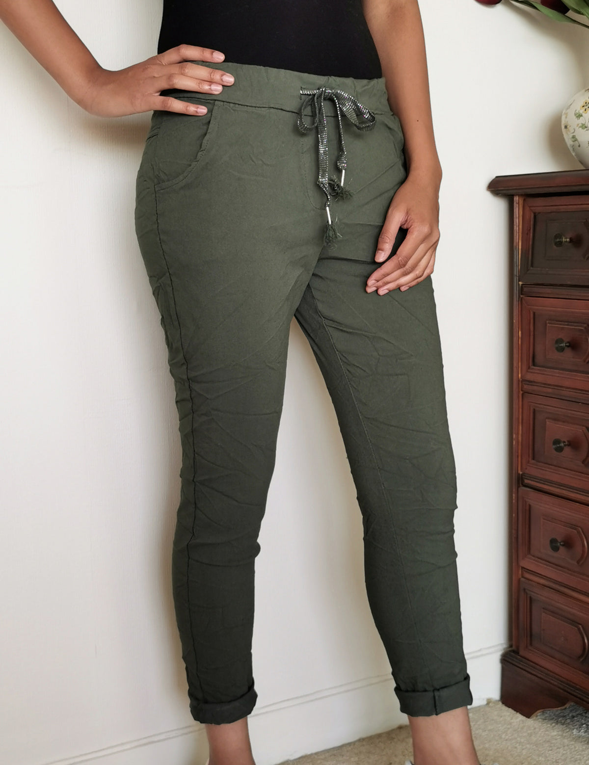panta-jogg-magique-froisse-a-cordon_kaki_6a78fb4250c5f.jpg