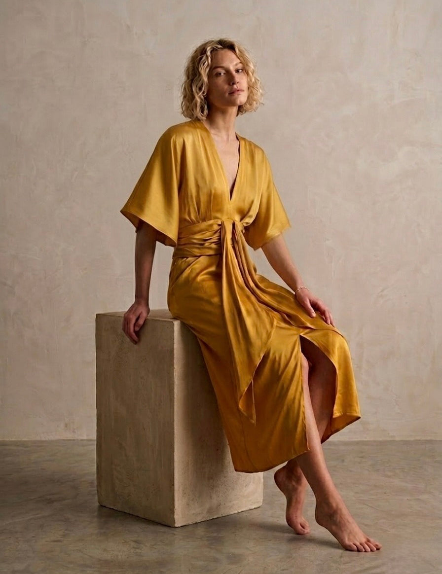 robes-midi-en-satin-de-viscose-avec-drape_jaune_69c68ede4b049.jpg