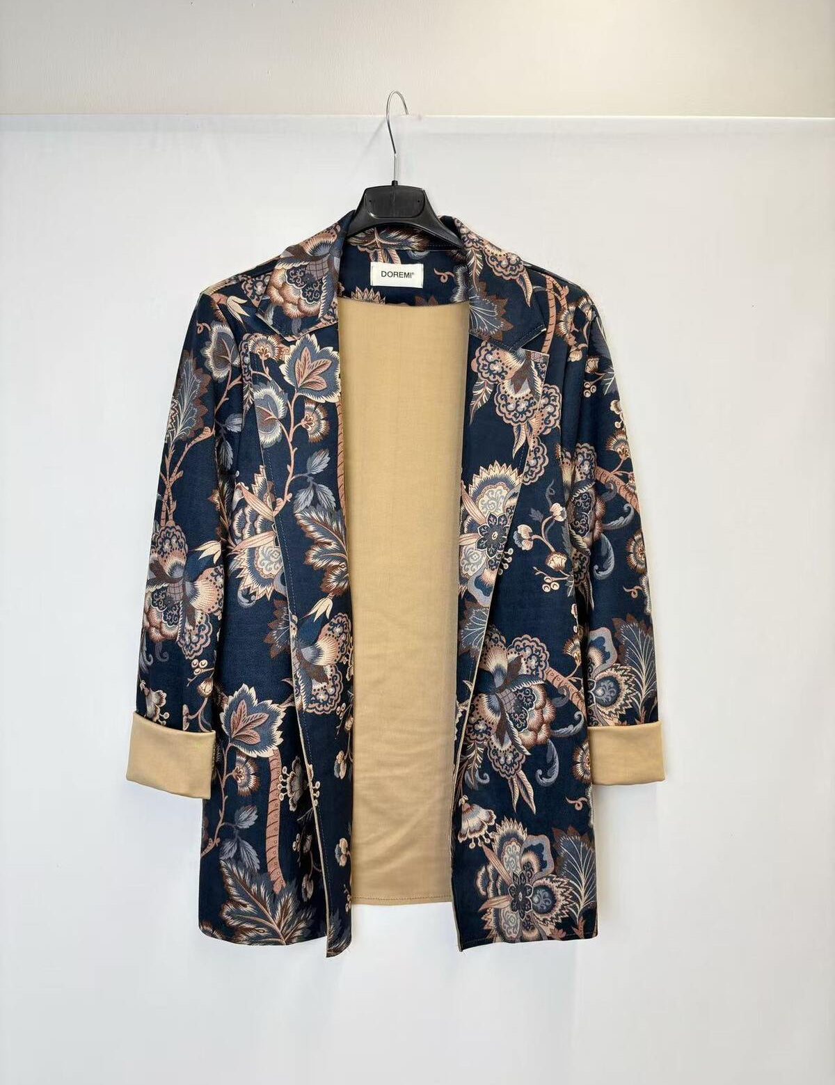 veste-en-daim-avec-revers_marine_6a579267953ad.jpg